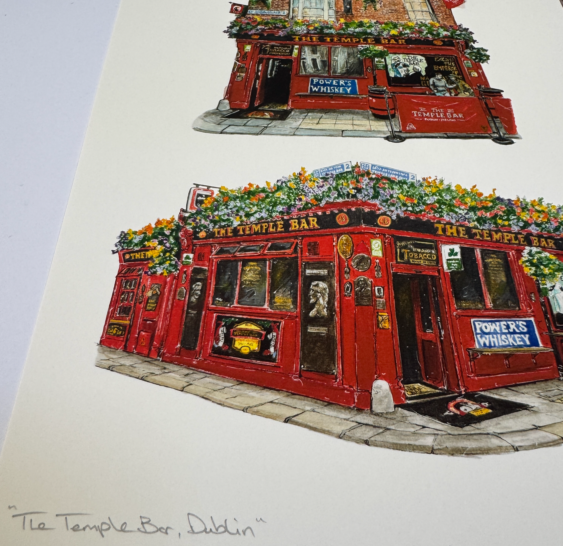 Temple-Bar-gift-Dublin-visit-tour