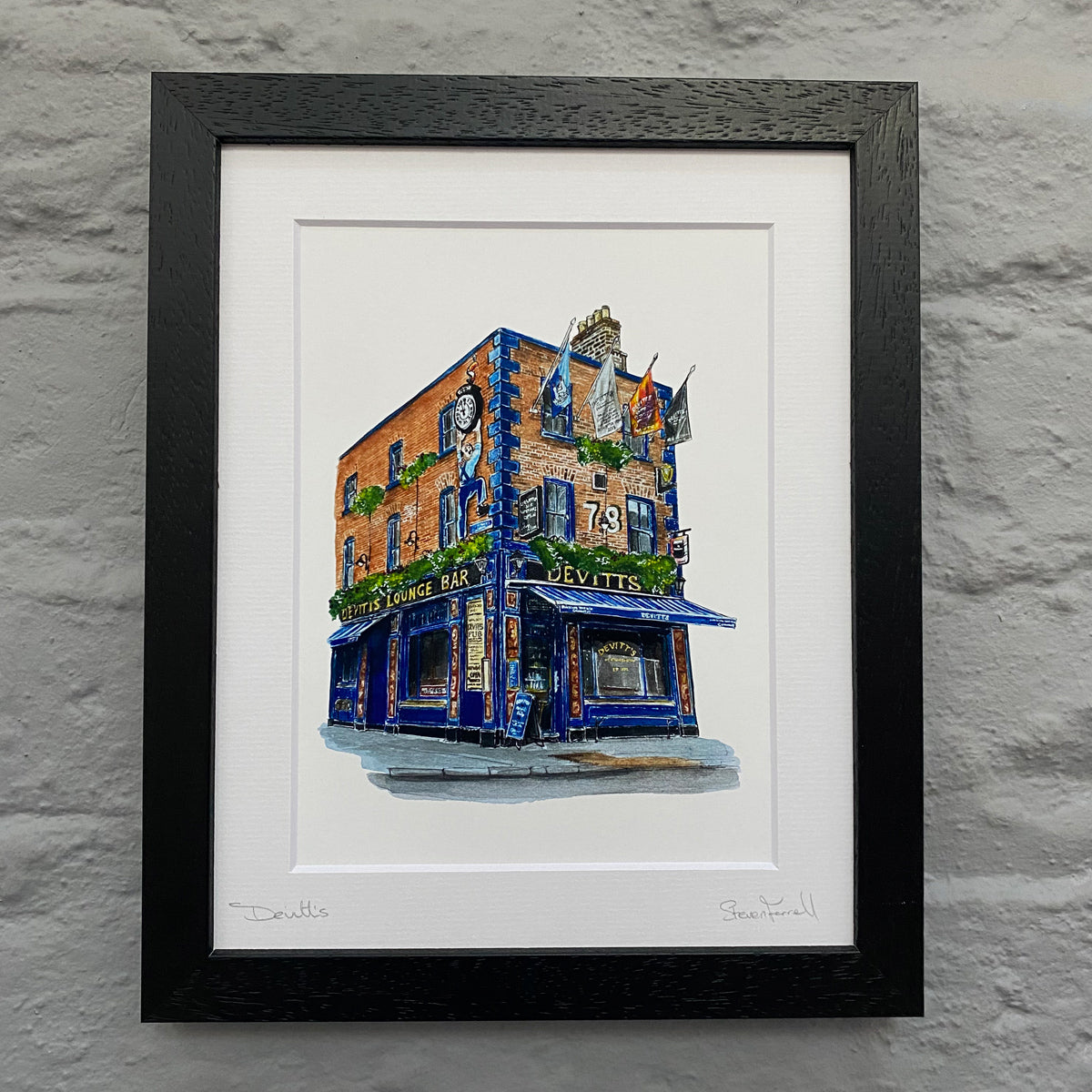 Devitts-Pub-Dublin-Black-framed-print-gift